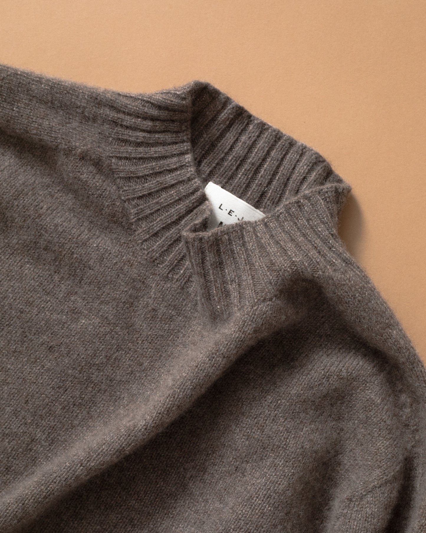 KN-00001-WS22 - Shadow Patch Mock Neck