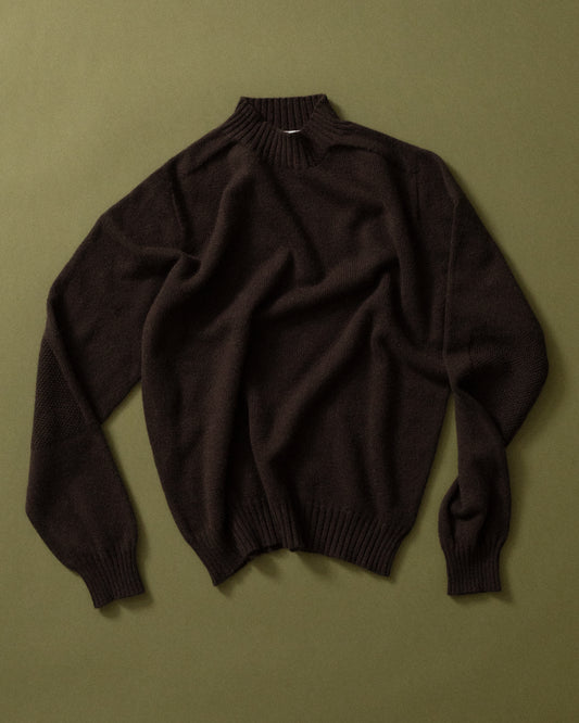 KN-00001-WS6 - Shadow Patch Mock Neck