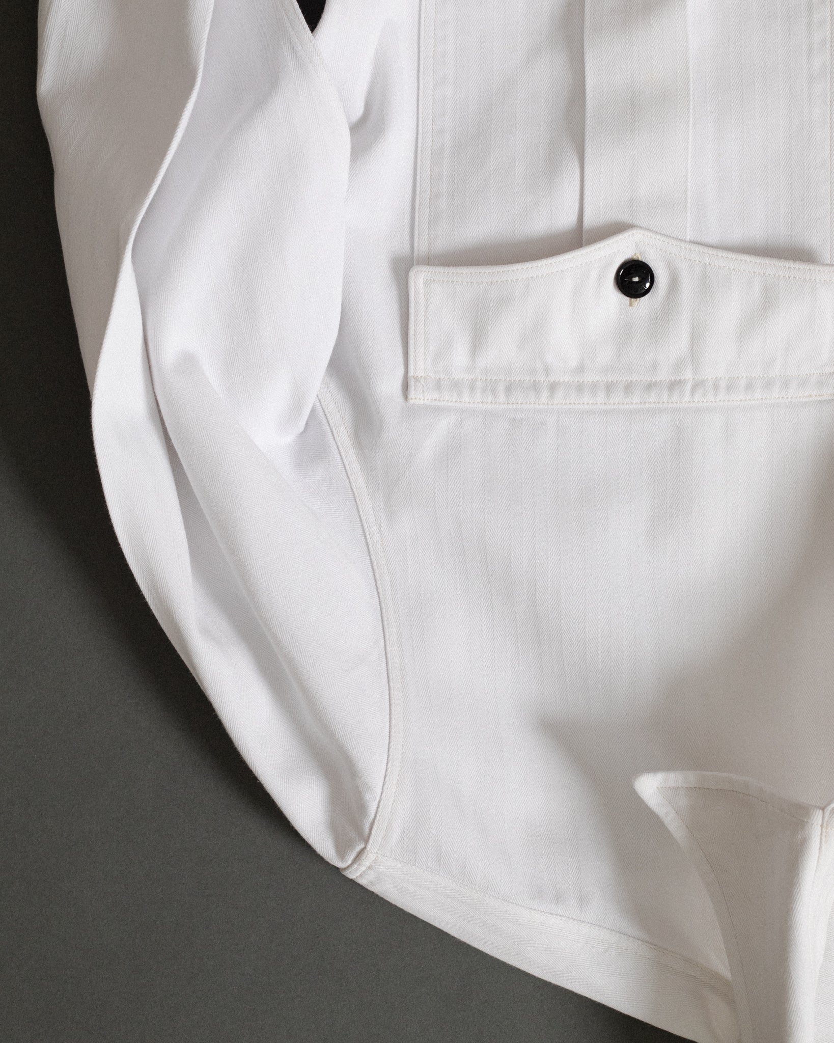 NU-00001-W0 - 2 Pocket RN Work Shirt – L · E · J