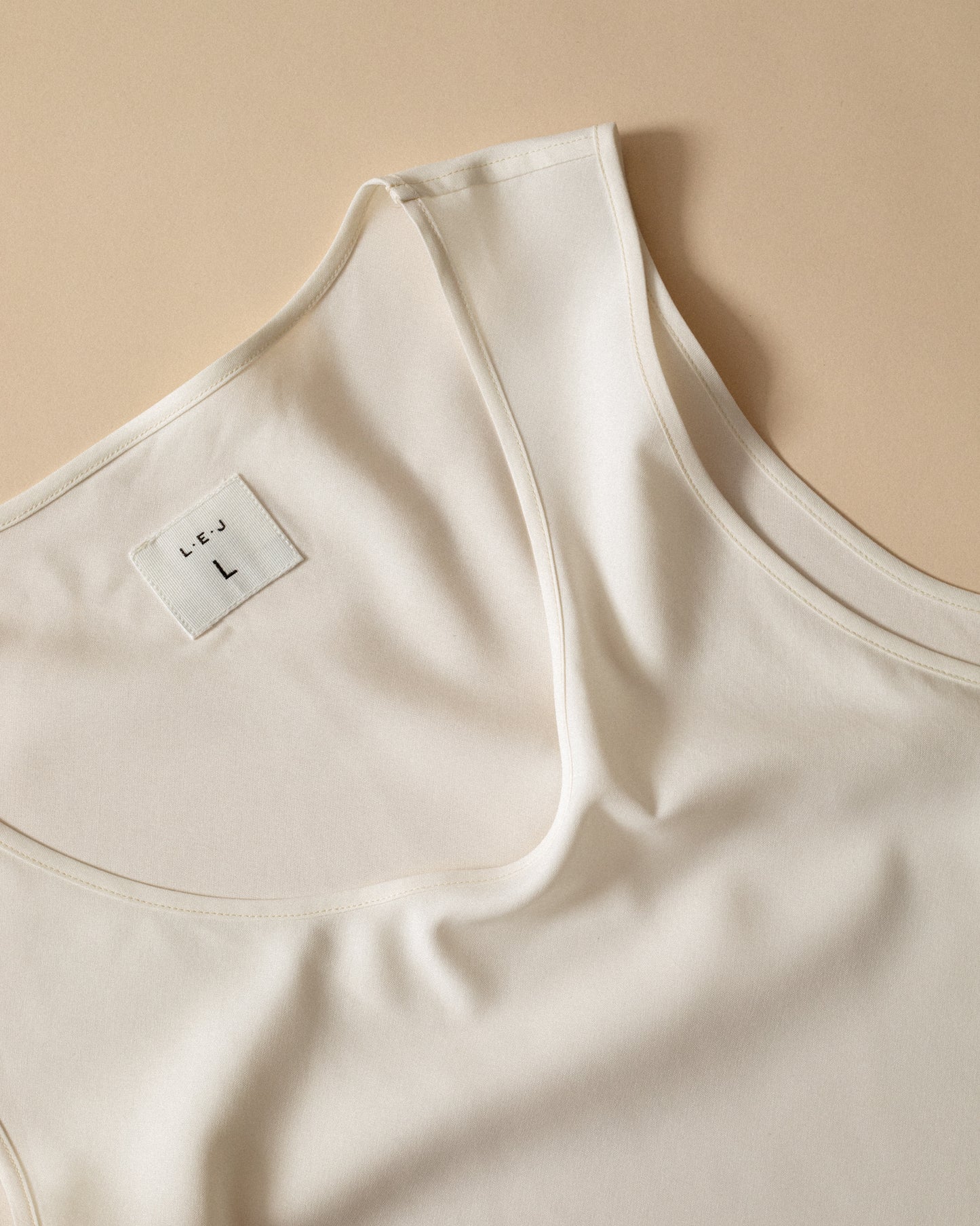 NU-00012-F0 - Under-Shirt Shirt