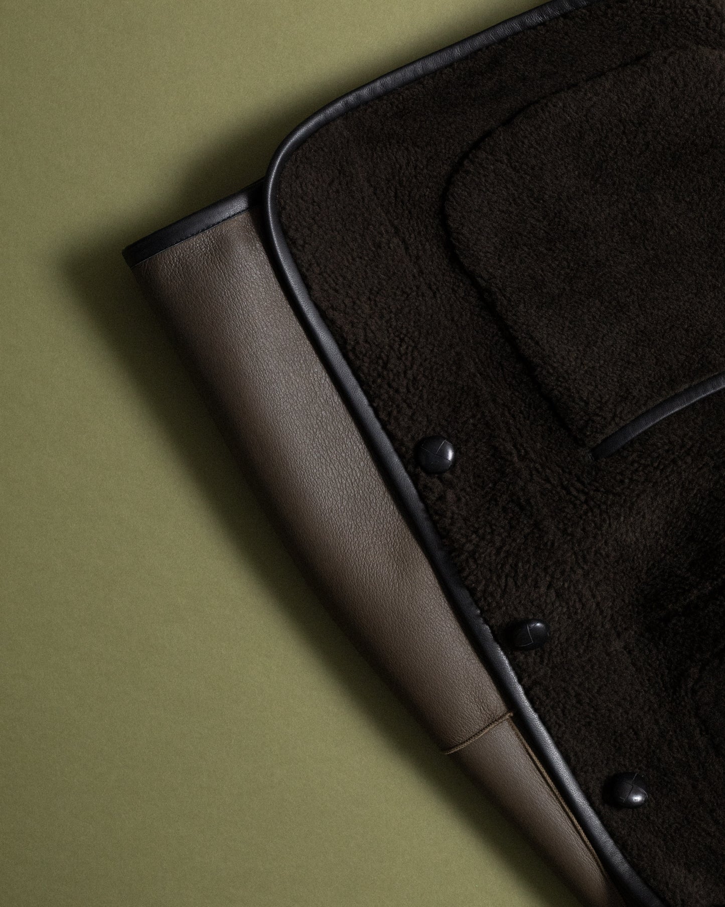 NU-00005-I-OV6 - Grizzly Plage