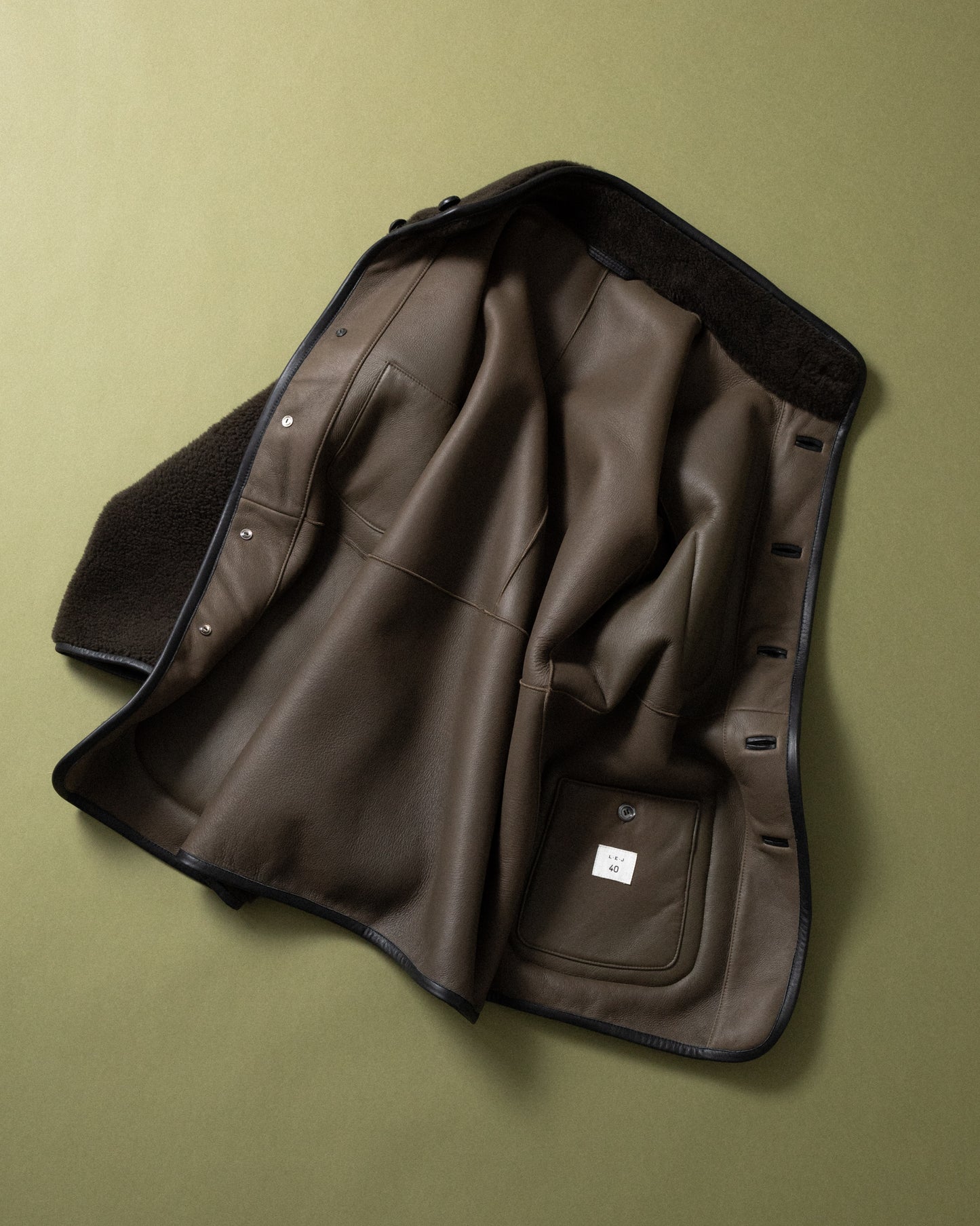 NU-00005-I-OV6 - Grizzly Plage